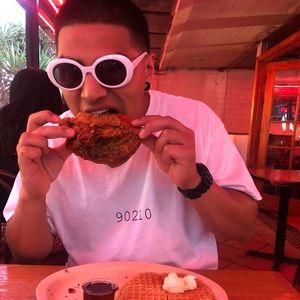 Meet your Posher, Robert